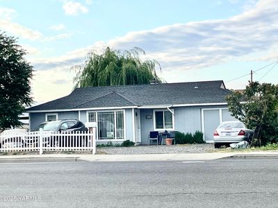 625 W Washington Ave, Yakima, WA, 98903