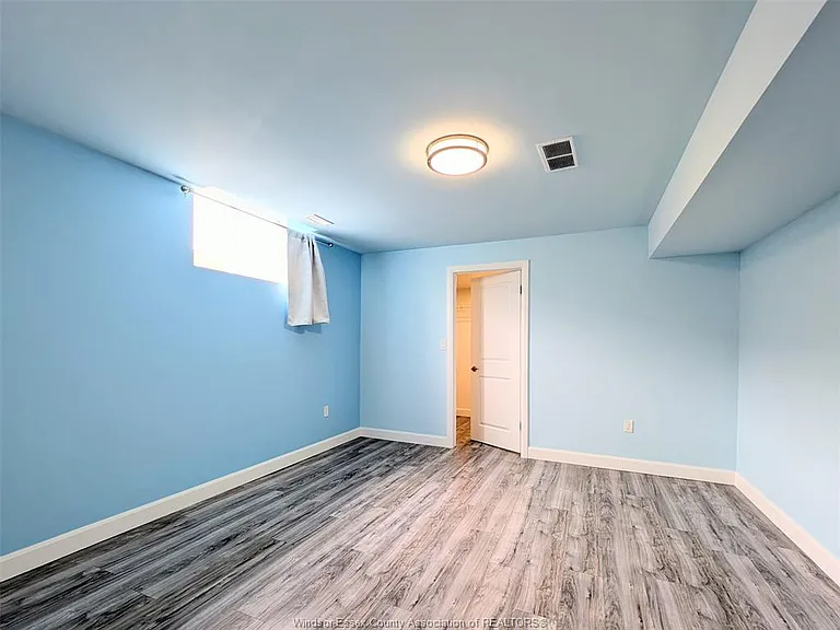 1192 Copeland Ave — Photo 24