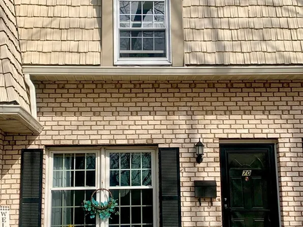 70 Corey Colonial, Agawam, MA 01001