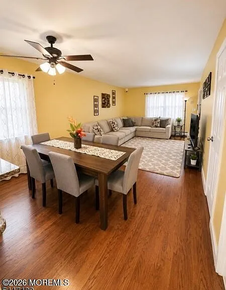 728 Greens Ave #17 — Photo 5