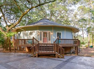 4 E River Dr, Beaufort, SC 29907
