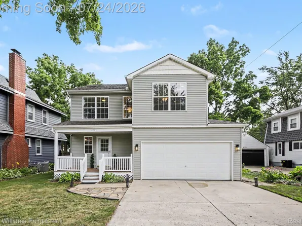 4215 Seeden St, Waterford, MI 48329