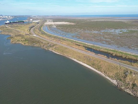 4th image of 0 Highway 82