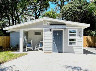 2347 Arlington St, Sarasota, FL 34239