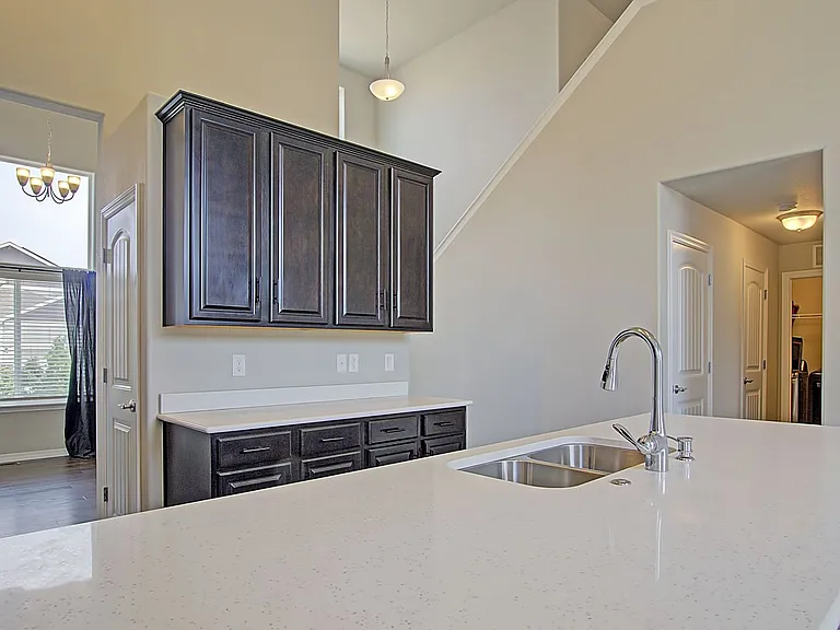 10801 Saco Dr — Photo 7