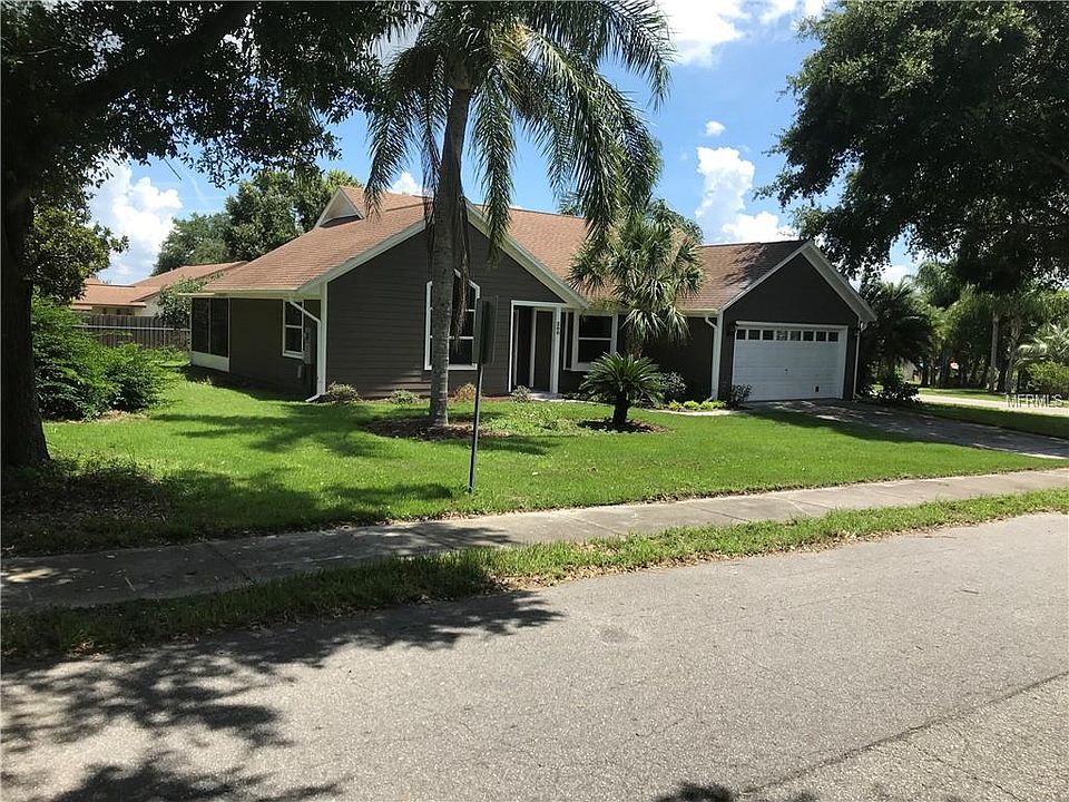 1st image of 200 Summerhill Ct