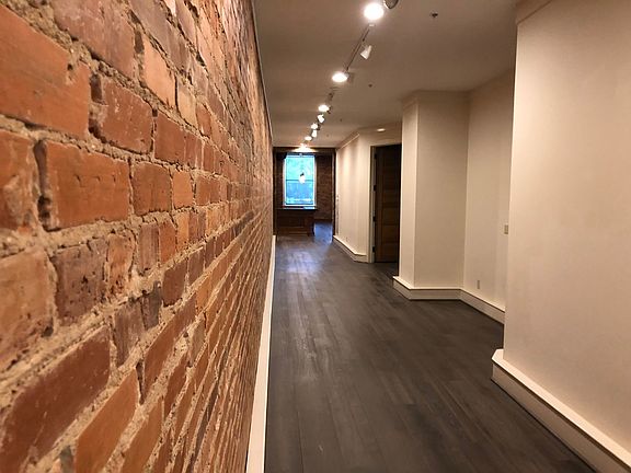 5th image of 234 Broad St
