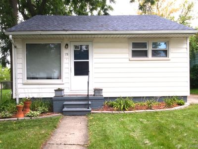 73 E Sheffield Ave, Pontiac, MI, 48340