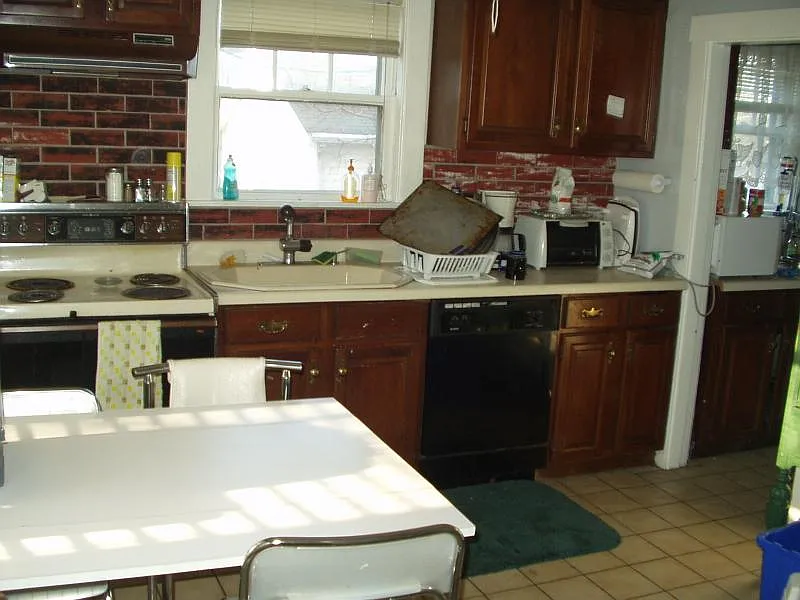 3 bed, 1800 sqft, $3,100 — Photo 4