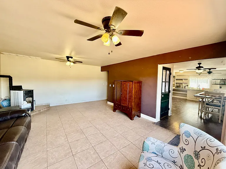 1404 N Rome Way — Photo 15