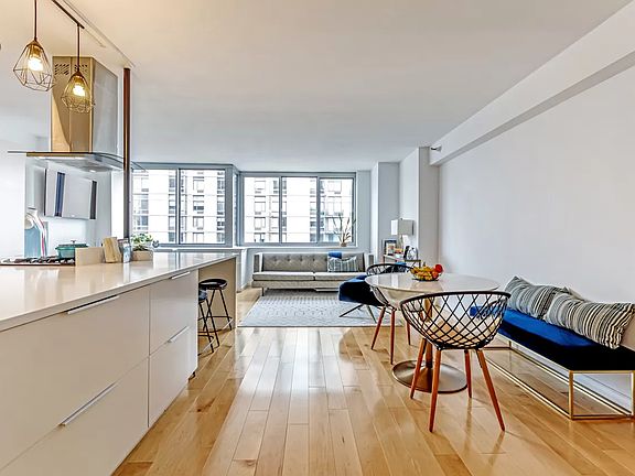 5th image of 4-74 48th Ave APT 33F