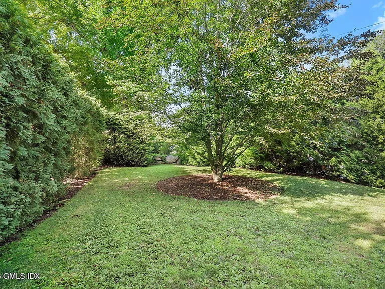 44 Riverside Ln — Photo 28
