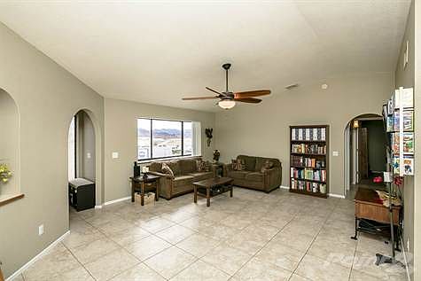 Spacious Floor Plan
