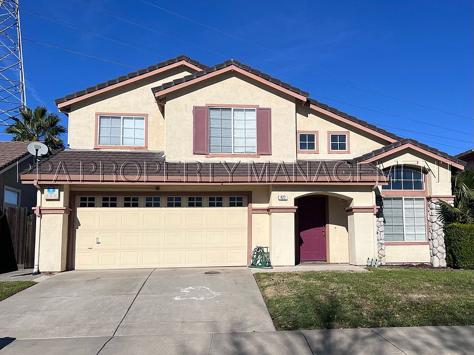 1st image of 423 Charlemagne Ln