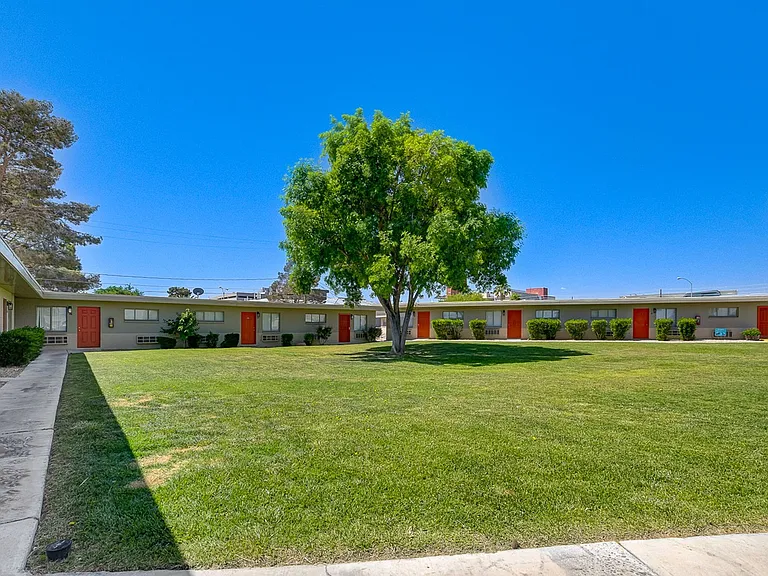 Campus Crossing, Apartments For Rent in Las Vegas