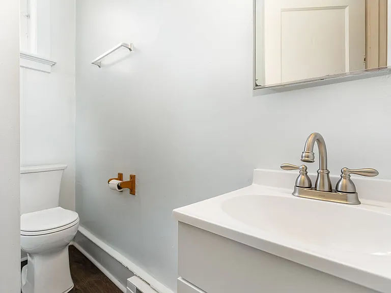 25 W Pomfret St — Photo 36