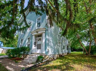 712 S B Ave, Washington, IA 52353