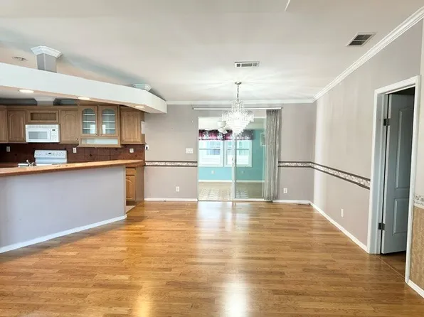 5200 28th St N Lot 411, Saint Petersburg, FL 33714