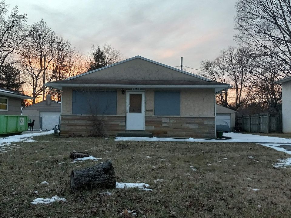 2nd image of 3785 Ganson Dr
