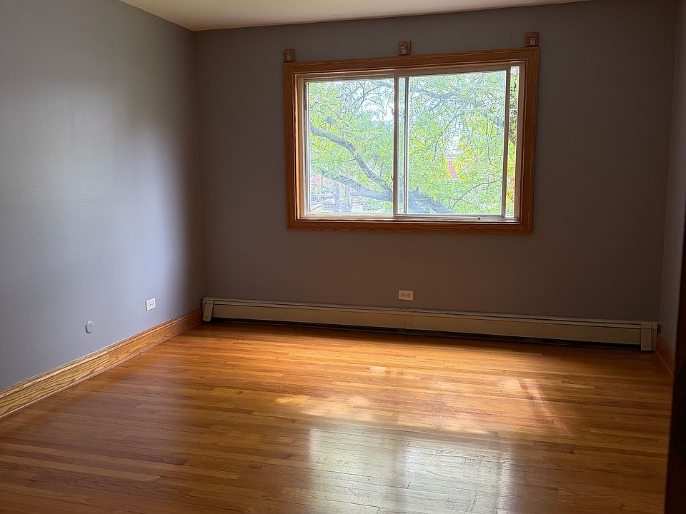2nd image of 11245 S Harlem Ave #B
