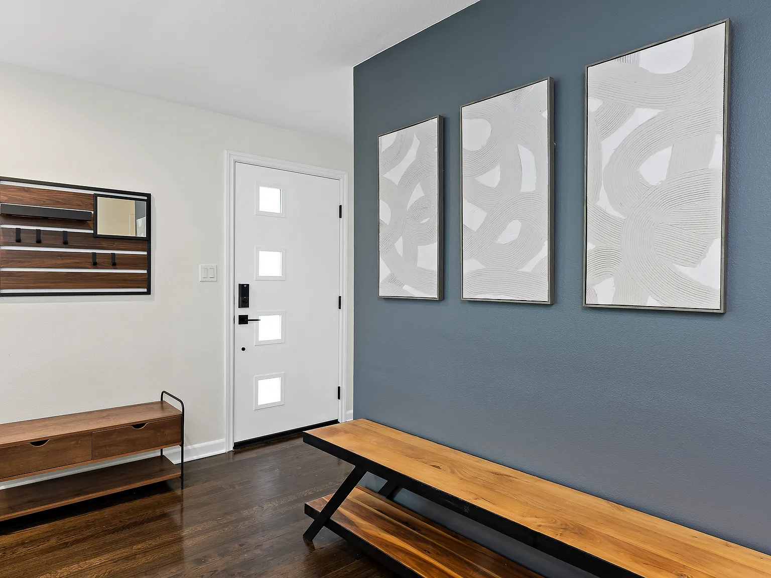 3 bed, 2180 sqft, $7,500 — Photo 4