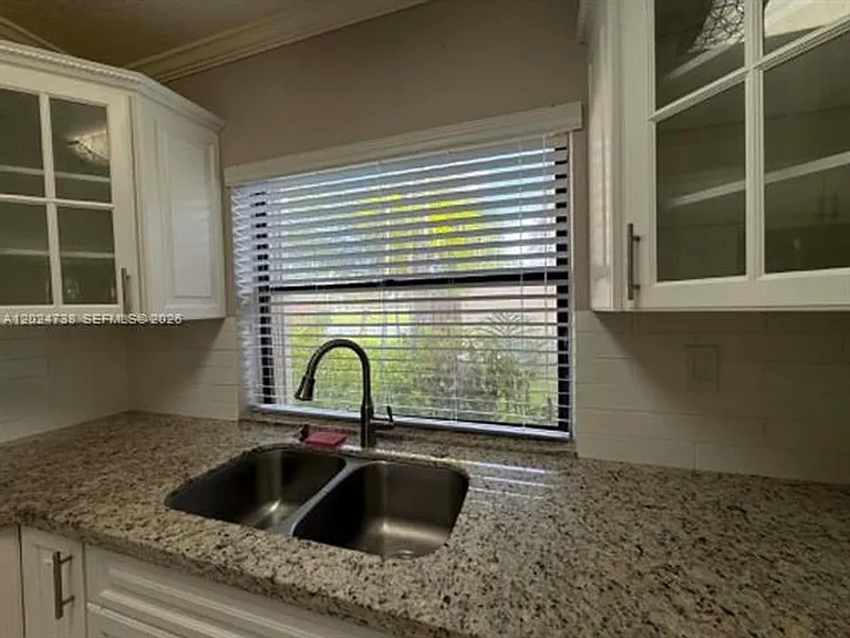 6449 NW 171st St — Photo 12