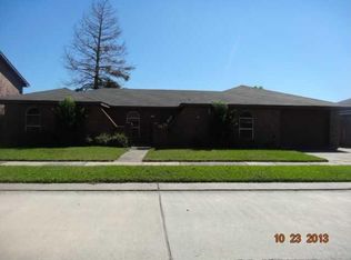 2129 Legend St, Meraux, LA 70075