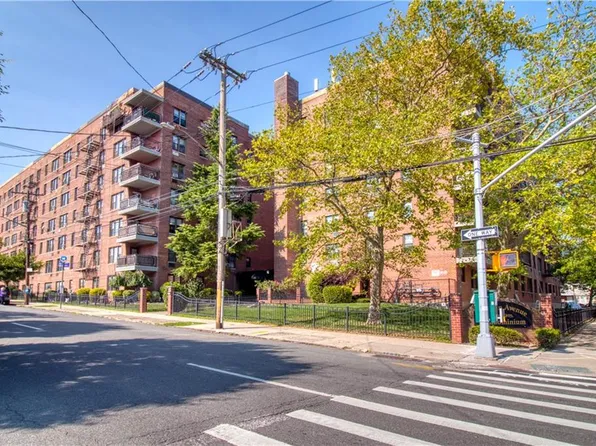 145 Lincoln Avenue image 16 of 18