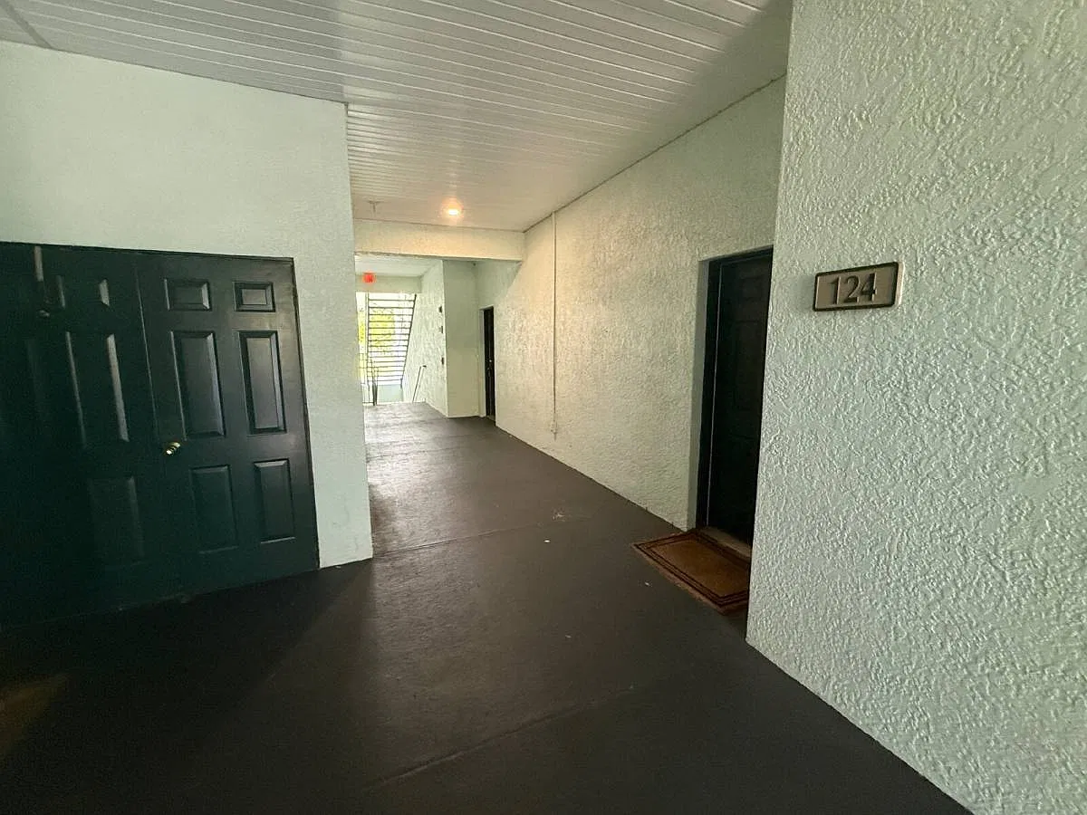 785-1 Oakleaf Plantation Parkway #123 in Orange Park, FL 32065 — Photo 3