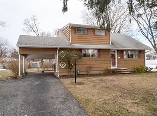 9 Frances Rd, Lincoln Park, NJ 07035