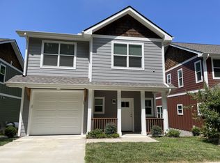 35 Crayton Park Dr, Asheville, NC 28803