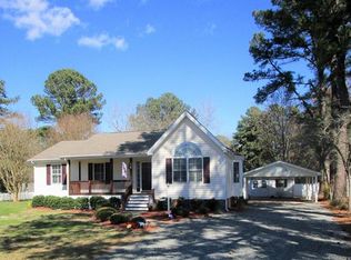 261 West Ave, Urbanna, VA 23175