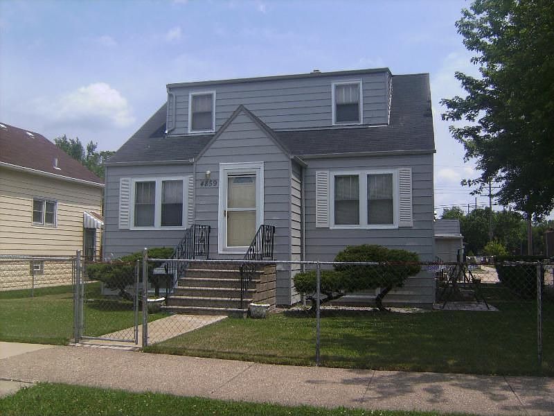 1st image of 4859 Carey St