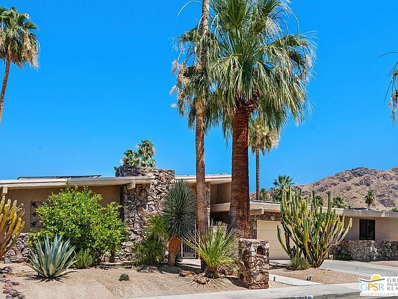 3rd image of 2062 S Chico Dr