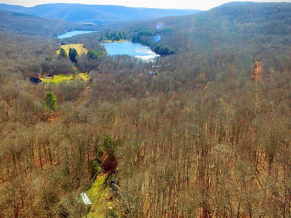 2nd image of 339 Mountain Lake Road