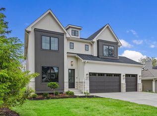 4825 Stonewall Ave, Downers Grove, IL 60515