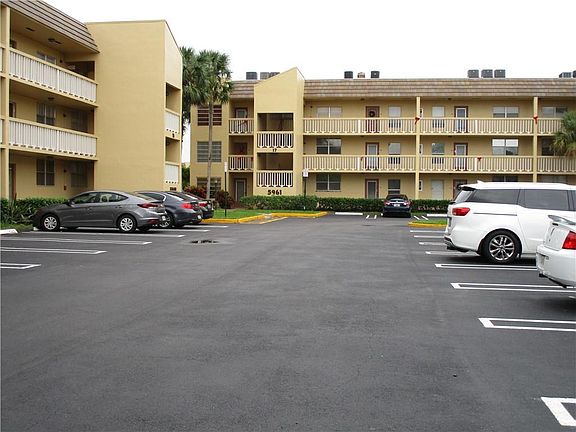 2nd image of 5901 NW 61st Ave APT 310