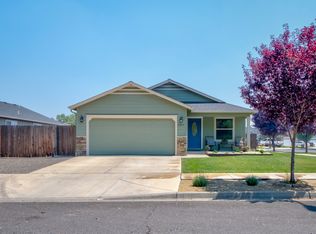 2830 Cummings Ln, Medford, OR 97501