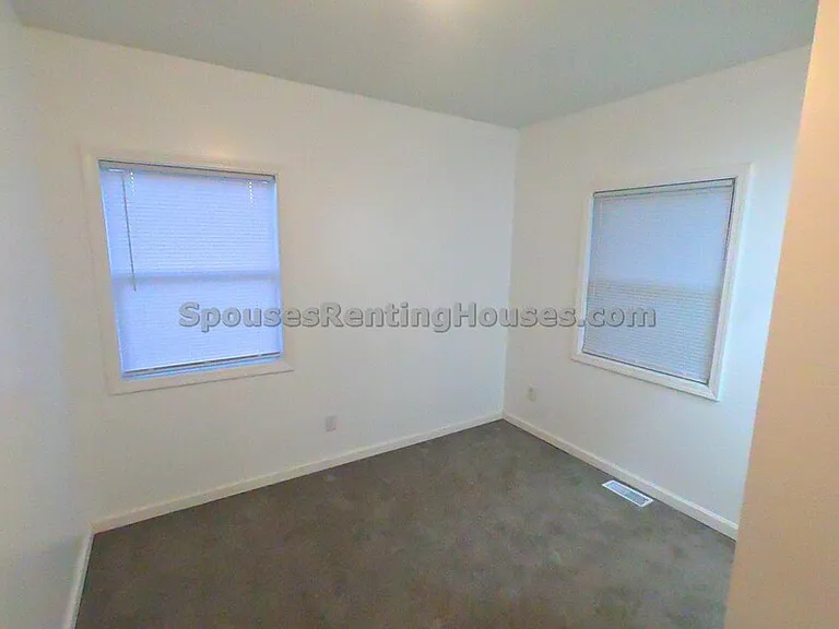 3708 N Kenwood Ave — Photo 6