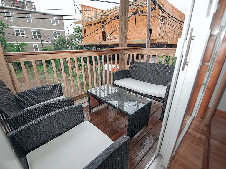 5 Emmet St #2 — Photo 7