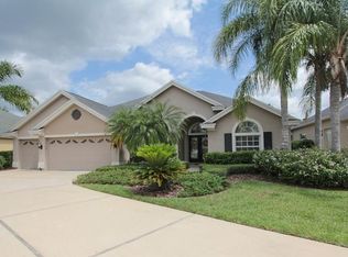 17704 Currie Ford Dr, Lutz, FL 33558