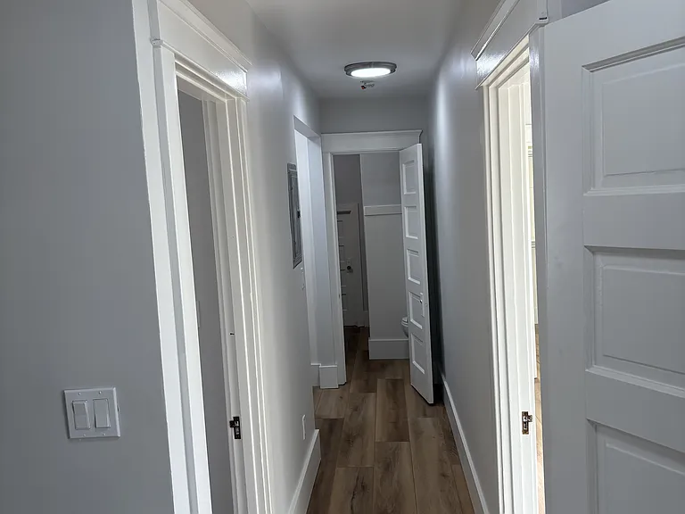 277 N Orange St — Photo 11