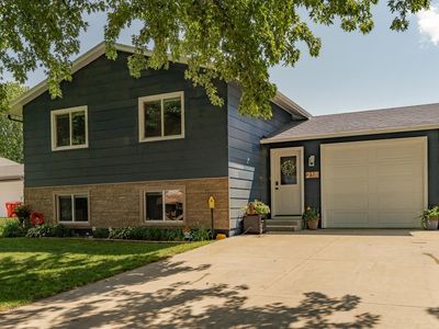 218 Hill Dale Ct NW, Byron, MN, 55920