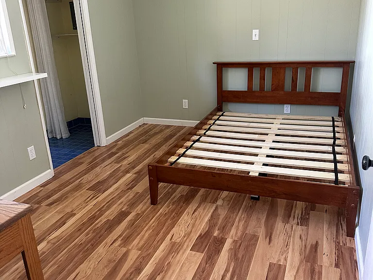 Esmeralda Dr — Photo 8