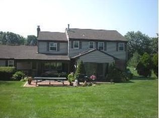 38 Wooden Bridge Rd, Holland, PA 18966