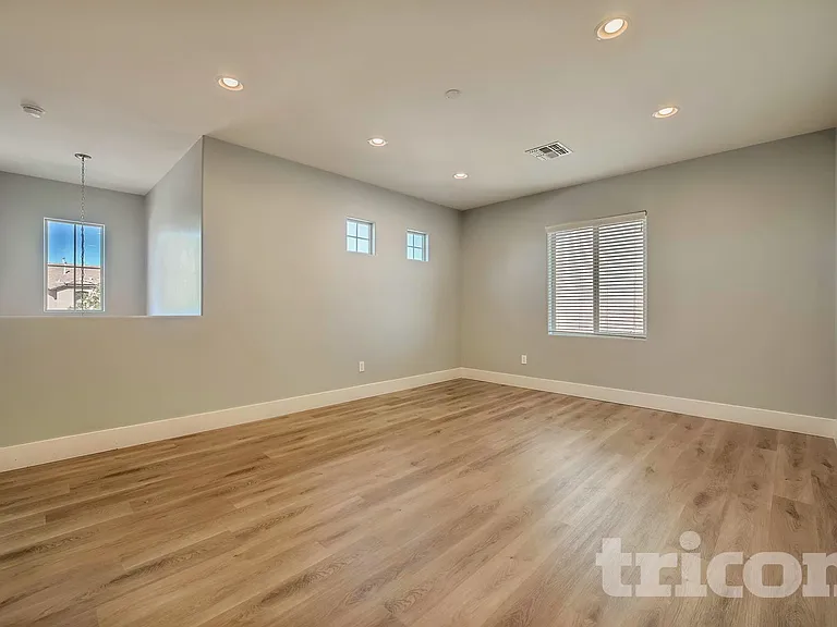 678 S Desert Haven Rd — Photo 9