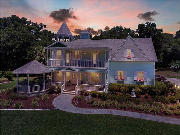 2nd image of 2331 Leaf Ct