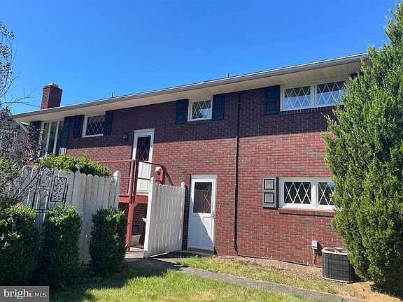 3rd image of 119 Wilmont Ave