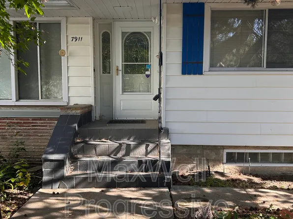7911 119th St NW, Edmonton, AB T6G 1W6