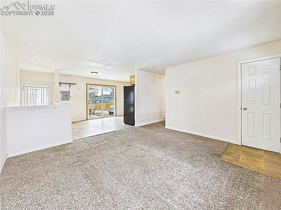 5th image of 3915 Whittier Dr